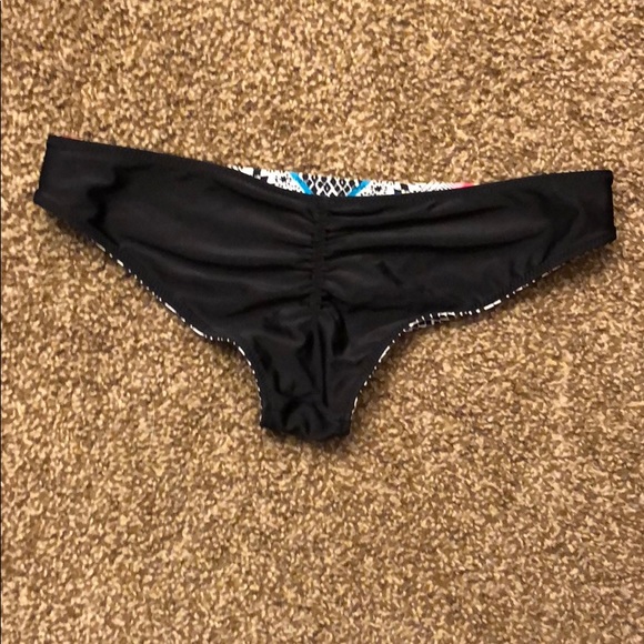 Reversible bathing suit - Picture 2 of 4